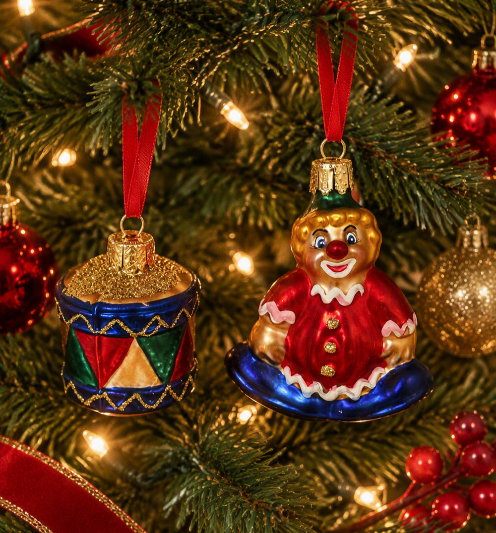 KSD Christborn Blown Glass Clown W Drum Draped Christmas Holiday Ornament